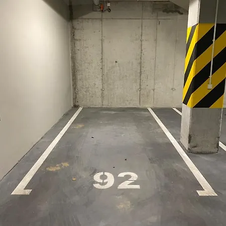 Przy Sercu Starowki Calkowicie Nowy 2021, Beautiful In The Old Town Bulit 2021 アパート