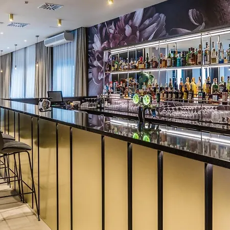 Przy Sercu Starowki Calkowicie Nowy 2021, Beautiful In The Old Town Bulit 2021 グダニスク