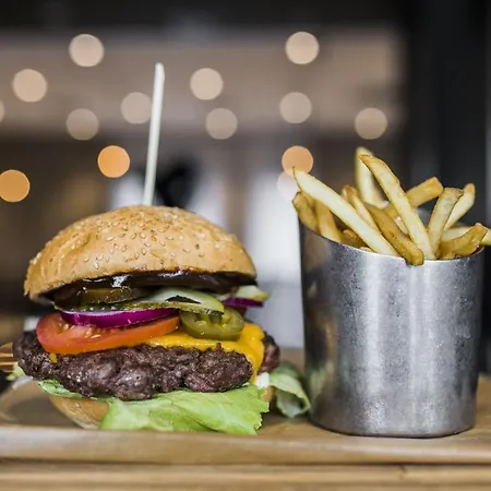 Przy Sercu Starowki Calkowicie Nowy 2021, Beautiful In The Old Town Bulit 2021 *