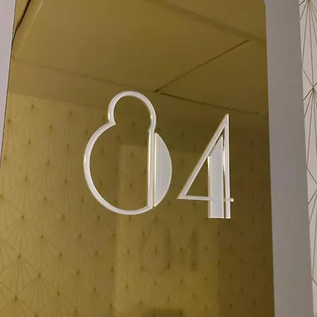 Old Town Apartment: New 2021 Build *