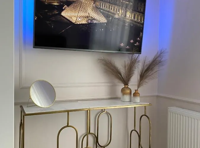 Przy Sercu Starowki Calkowicie Nowy 2021, Beautiful In The Old Town Bulit 2021 شقة *