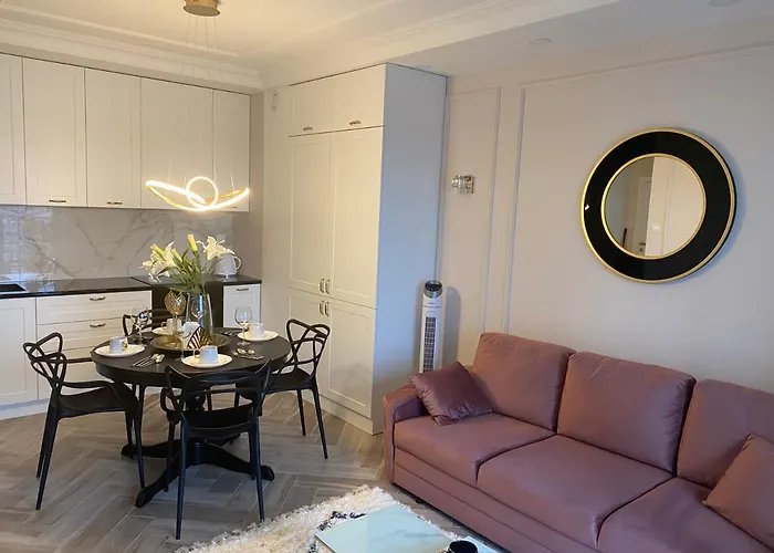 شقة Przy Sercu Starowki Calkowicie Nowy 2021, Beautiful In The Old Town Bulit 2021 غدانسك